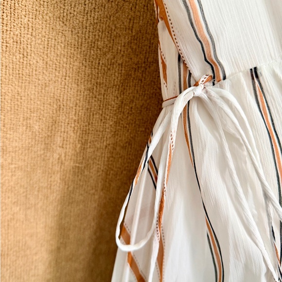 H&M Ivory Maxi Dress with Tan Stripes size 6 - Picture 7 of 16